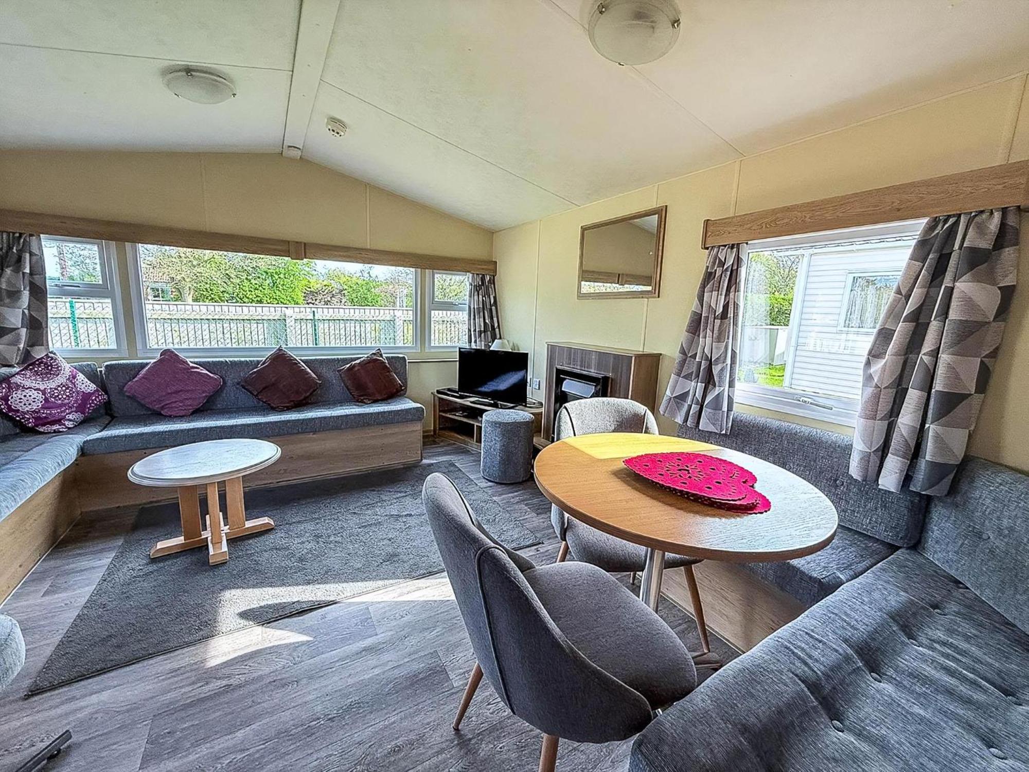 לאות' Lovely 6 Berth Caravan At Sunnydale Holiday Park Ref 35375S מראה חיצוני תמונה